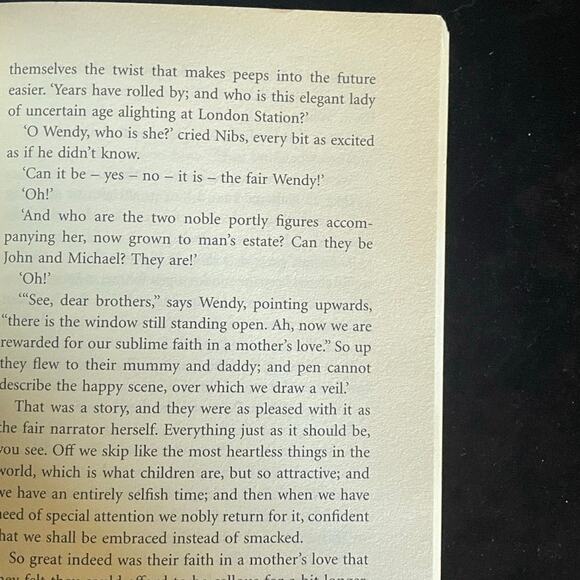 Peter Pan by J.M. Barrie | 2008 | Puffin Classic Paperback - Picture 4 of 10